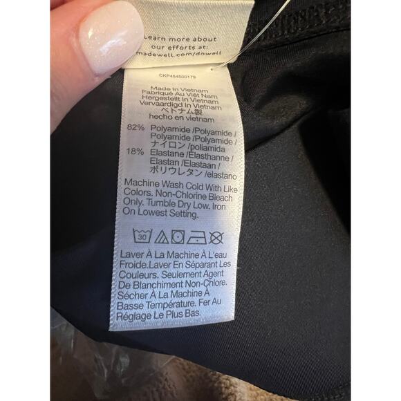 NWT Madewell Women's MWL Form High-Rise 7" Biker Activewear Shorts Black Size XS - Picture 9 of 12